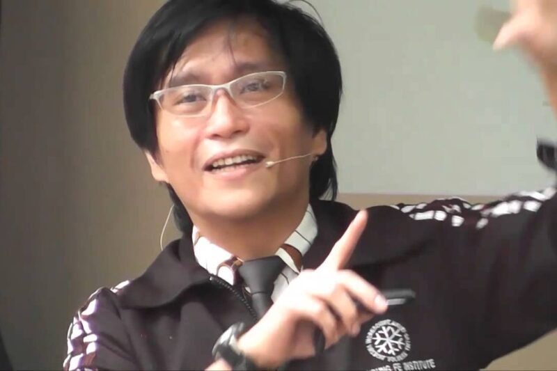 Hokky Situngkir Ditunjuk Menkominfo Budi Arie Sebagai Dirjen Aptika Kemkominfo