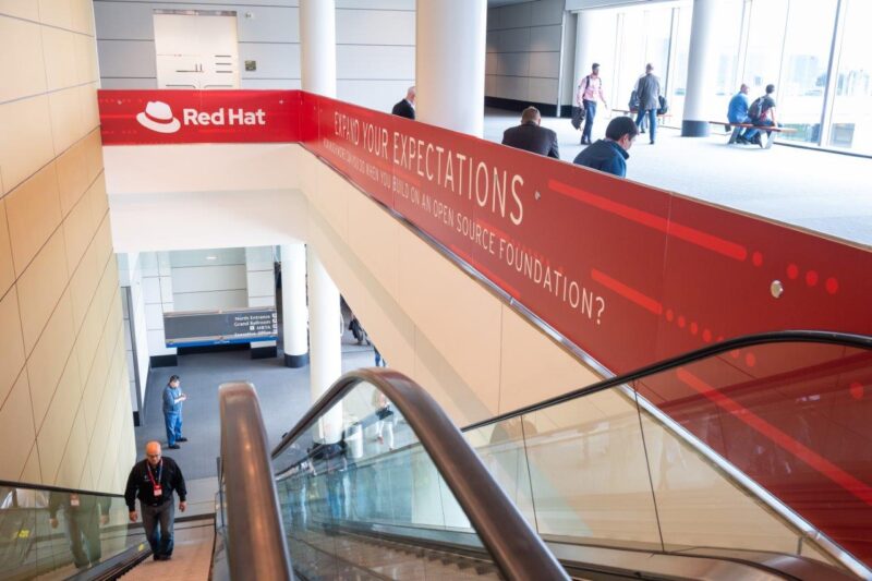 Dengan Red Hat OpenShift, Organisasi Dapat Lindungi Investasi Tradisional