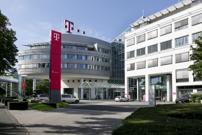 T-Systems Perluas ke Berbagai Sektor di Indonesia, Bagian Strategi Global